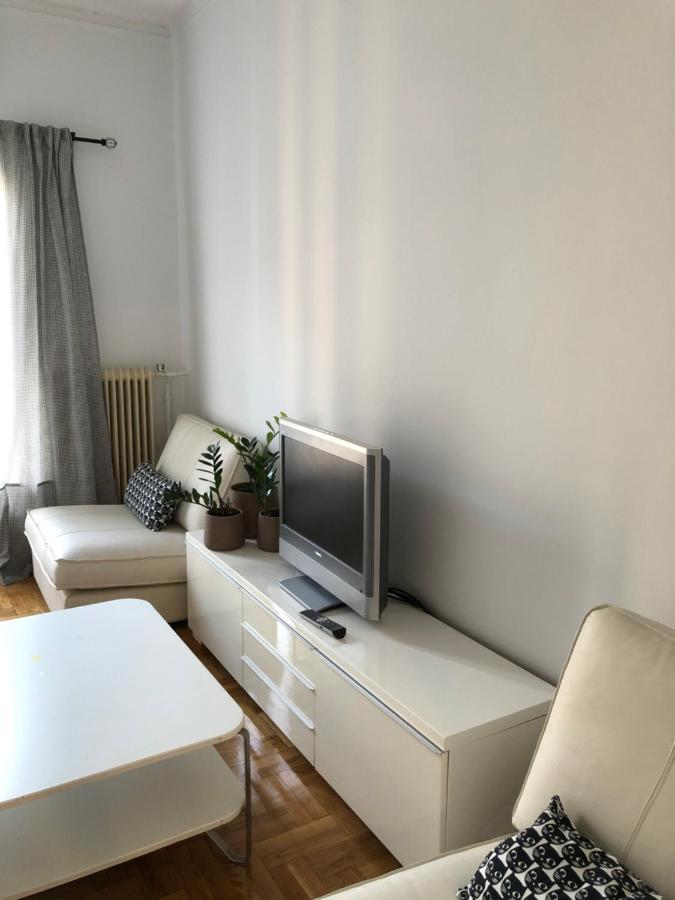 Cosy Apartment In Metaxourgeio Афины Экстерьер фото