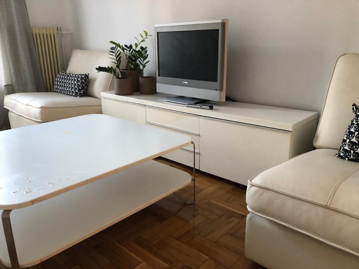 Cosy Apartment In Metaxourgeio Афины Экстерьер фото